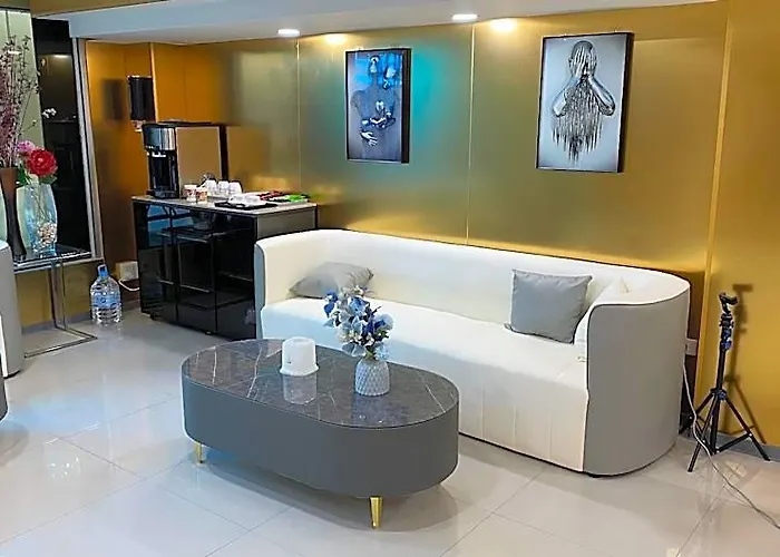 Hotel Goldenmango 2*