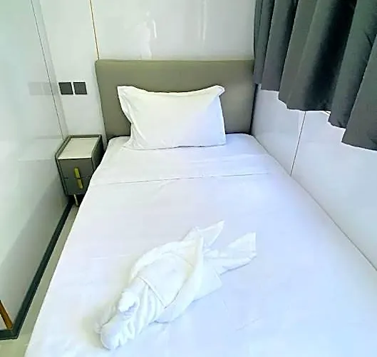 Goldenmango Hotel 2*